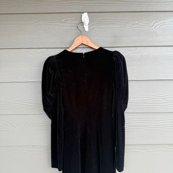Express Balloon sleeve velvet mini dress - Picture 5 of 6